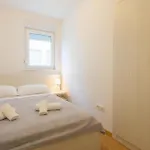 2 Bedroom Stunning In *
