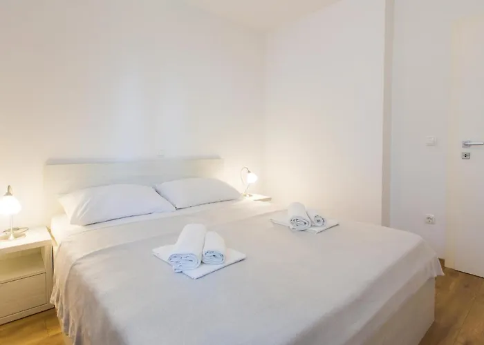 Lovely In With Wifi Apartment