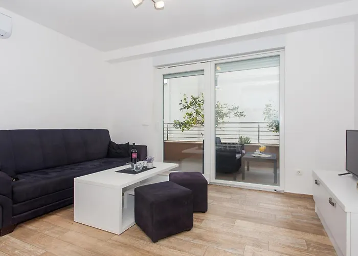 Lovely In With Wifi * Makarska